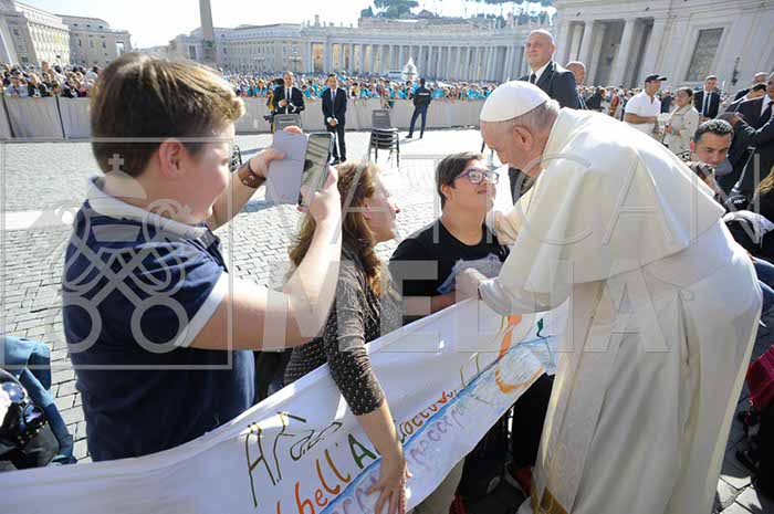 %_tempFileName333239_10102018%