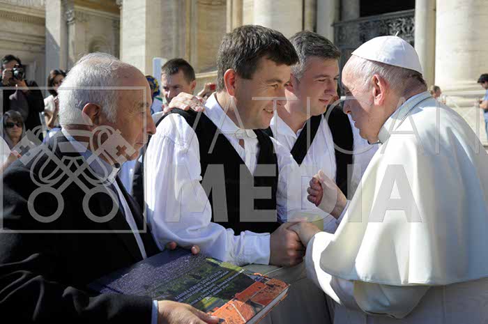 %_tempFileName337339_10102018%