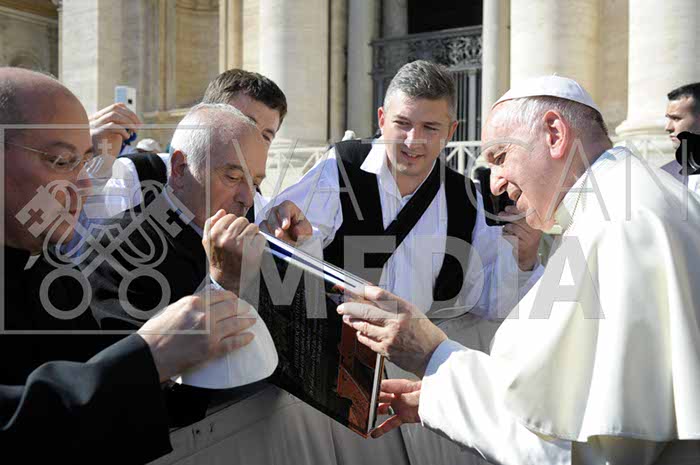 %_tempFileName337380_10102018%