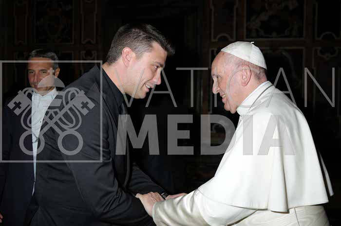 %_tempFileName02956_13102018%