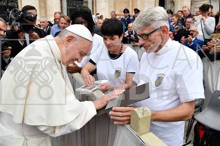 %_tempFileName349188_17102018%