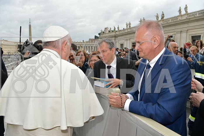 %_tempFileName351390_17102018%