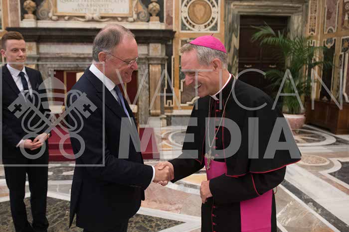 %_tempFileName01048_19102018%