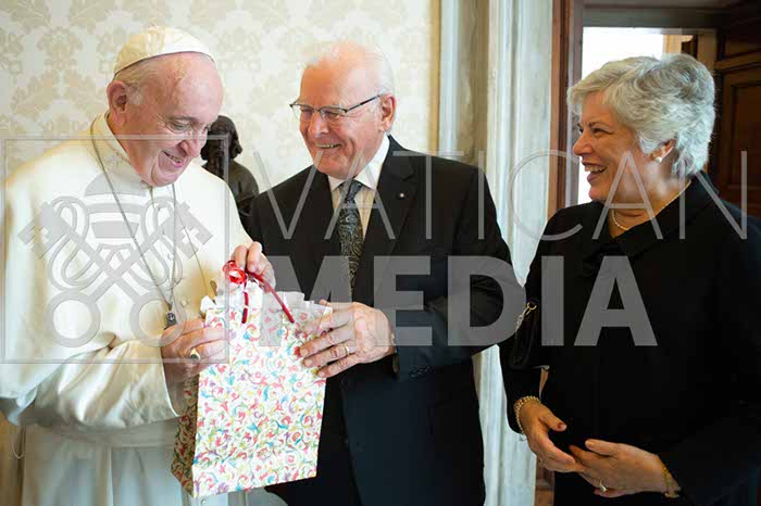 %_tempFileName00814_26102018%