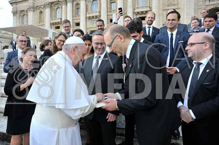 %_tempFileName377489_07112018%