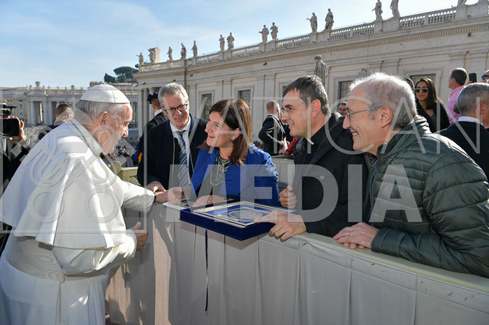 %_tempFileName393384_14112018%