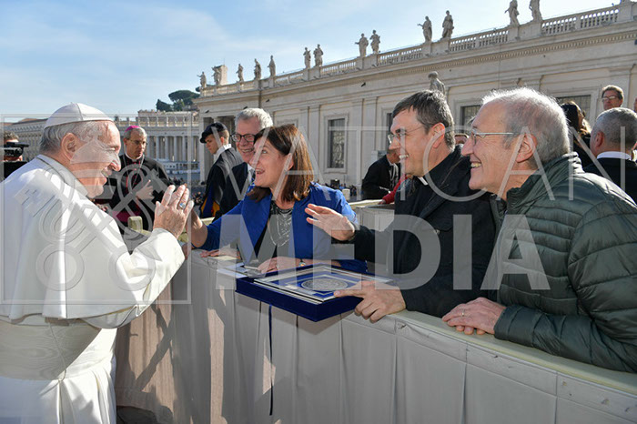 %_tempFileName393408_14112018%