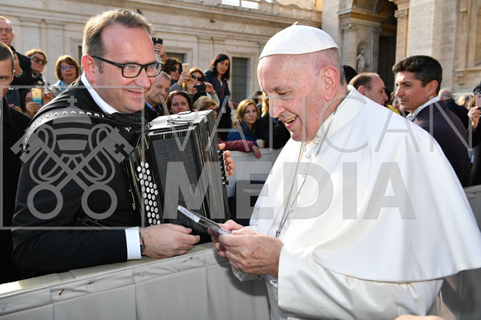 %_tempFileName402352_21112018%