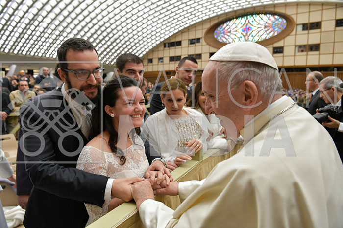 %_tempFileName424499_12122018%