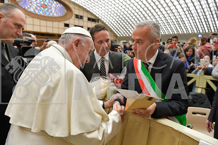 %_tempFileName429044_12122018%