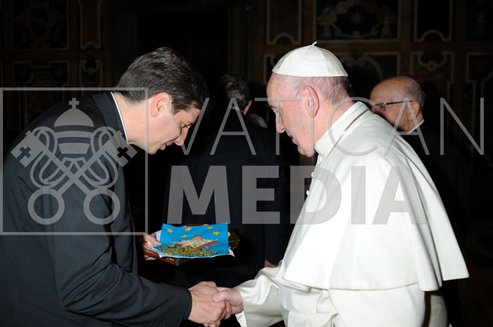 %_tempFileName00215_13122018%