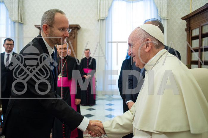 %_tempFileName01672_14122018%