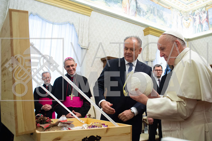 %_tempFileName01758_14122018%