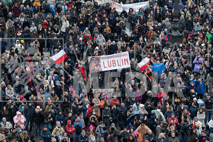 %_tempFileName00896_20012019%