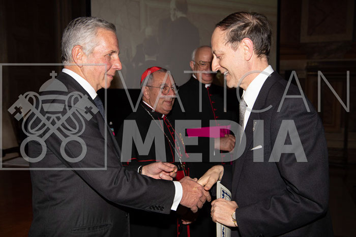 %_tempFileName00402_22022019%