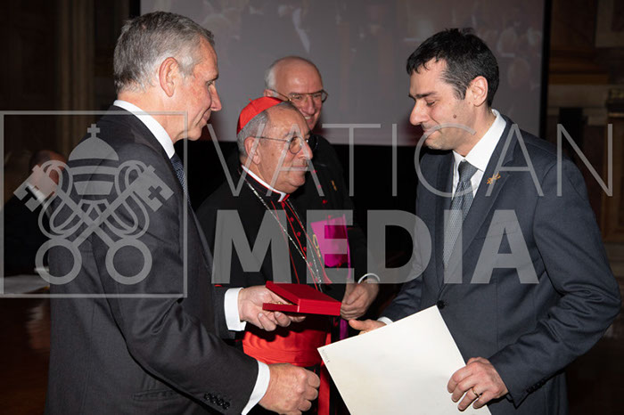 %_tempFileName00941_22022019%