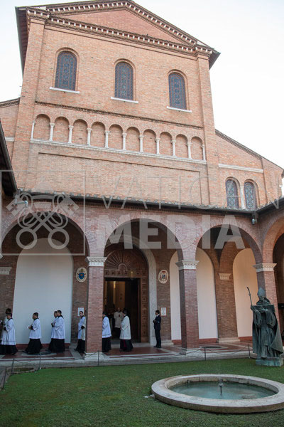 %_tempFileName00221_06032019%