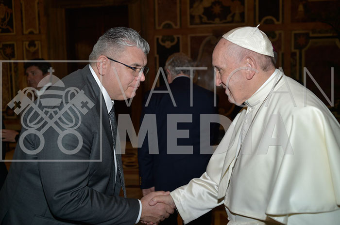 %_tempFileName00796_09032019%