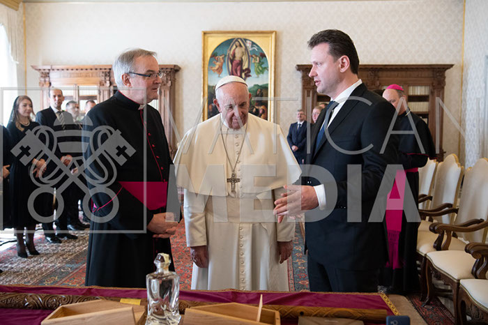 %_tempFileName00393_22032019%