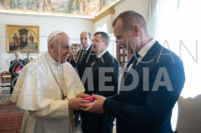 %_tempFileName00524_22032019%