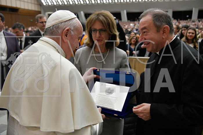 %_tempFileName03989_13042019%