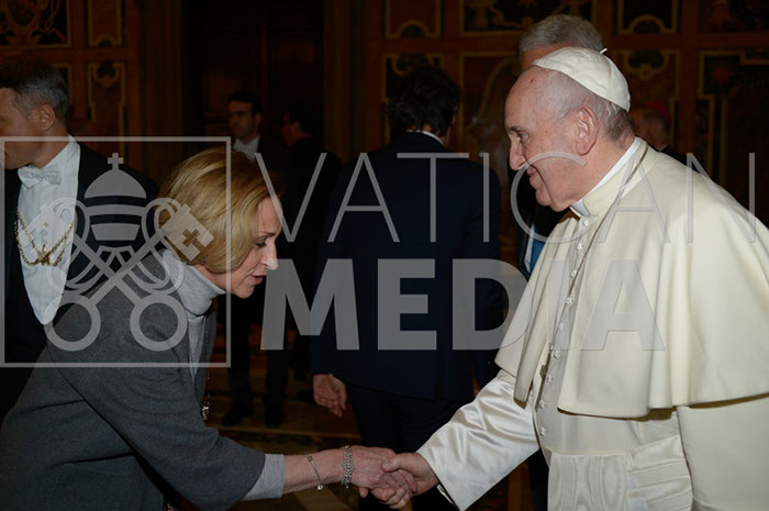 %_tempFileName00518_15042019%