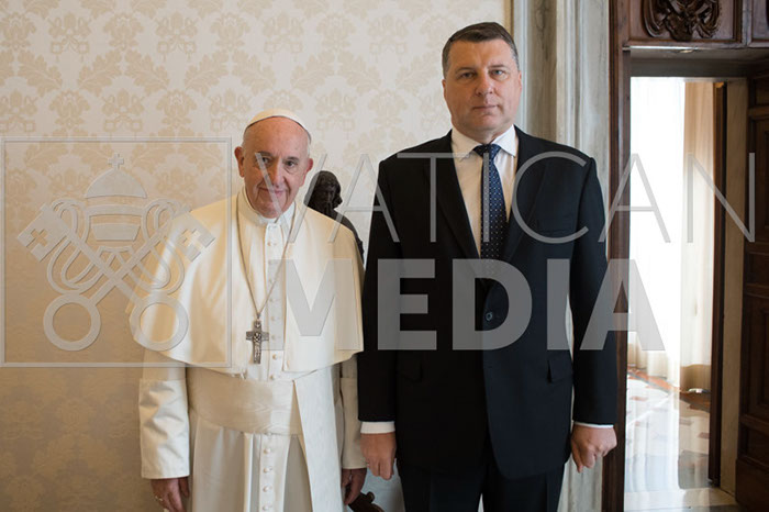 %_tempFileName00055_25042019%