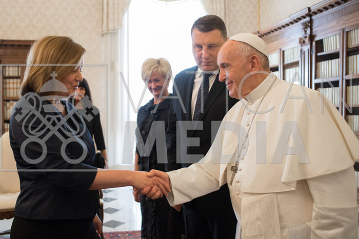 %_tempFileName00124_25042019%