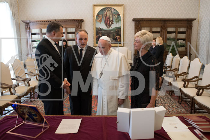 %_tempFileName00152_25042019%