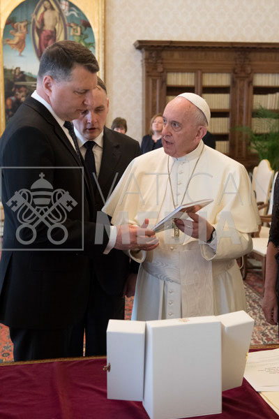 %_tempFileName00189_25042019%