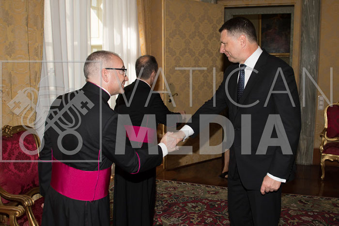 %_tempFileName00275_25042019%