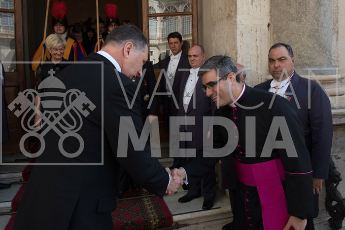 %_tempFileName00323_25042019%