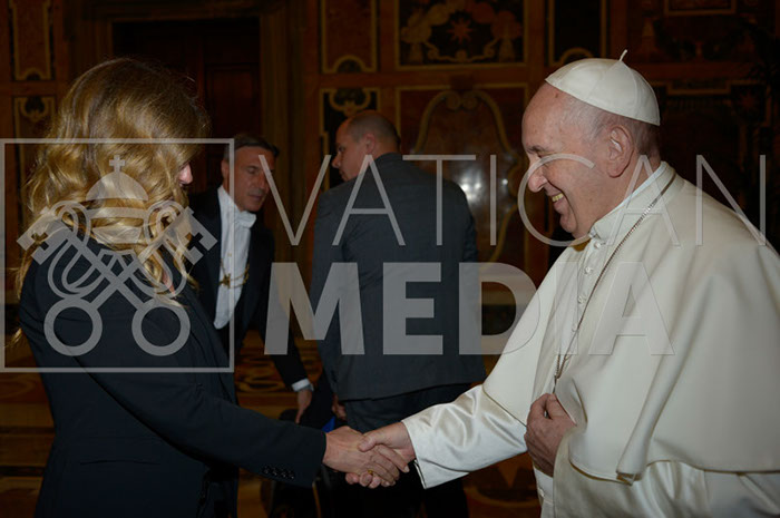 %_tempFileName00137_27042019%