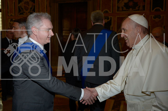 %_tempFileName00239_27042019%