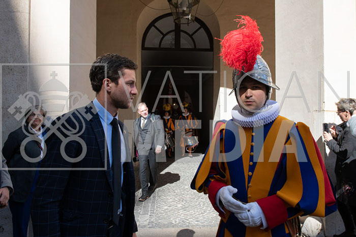 %_tempFileName03523_06052019%