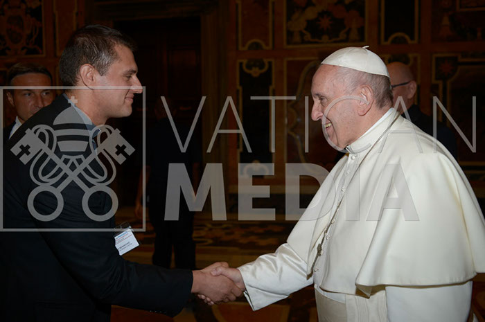 %_tempFileName001565_09052019%