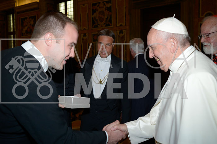 %_tempFileName01337_10052019%