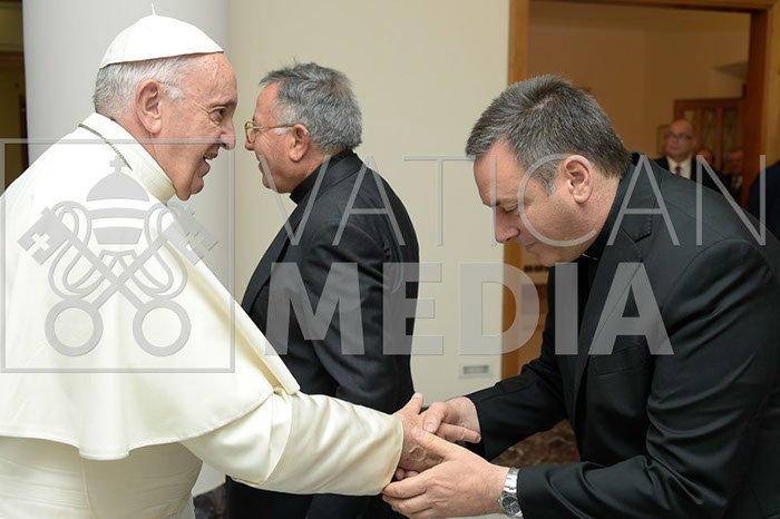 %_tempFileName00215_18062019%