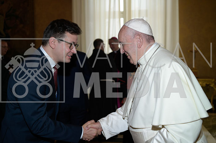 %_tempFileName00399_10062019%