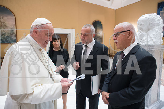 %_tempFileName00056_26062019%