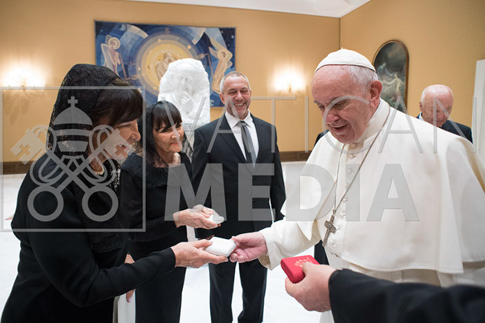 %_tempFileName00176_26062019%