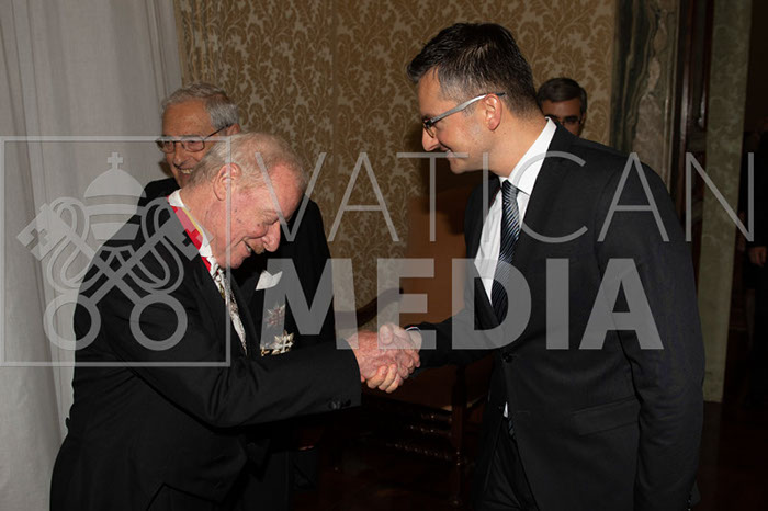 %_tempFileName03423_27062019%