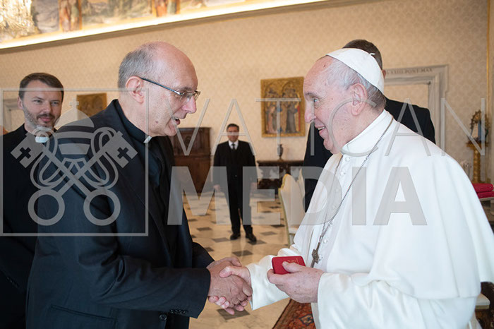 %_tempFileName01004_30082019%