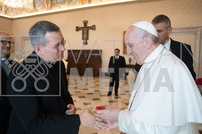 %_tempFileName01048_30082019%