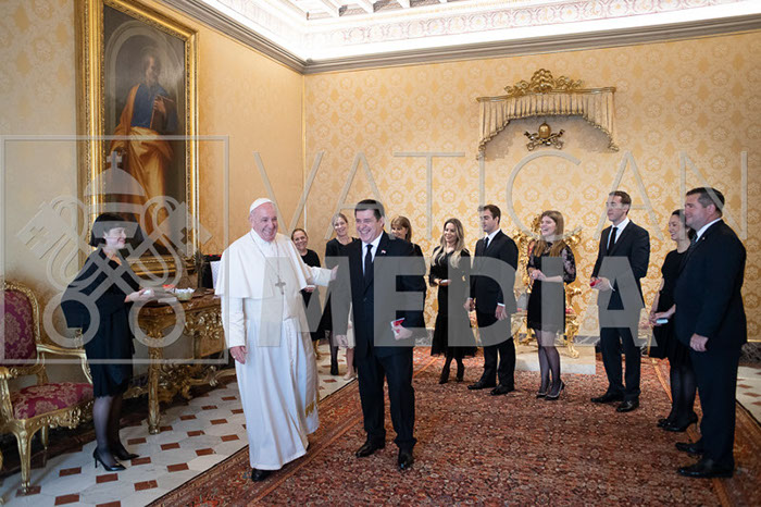 %_tempFileName00412_31082019%