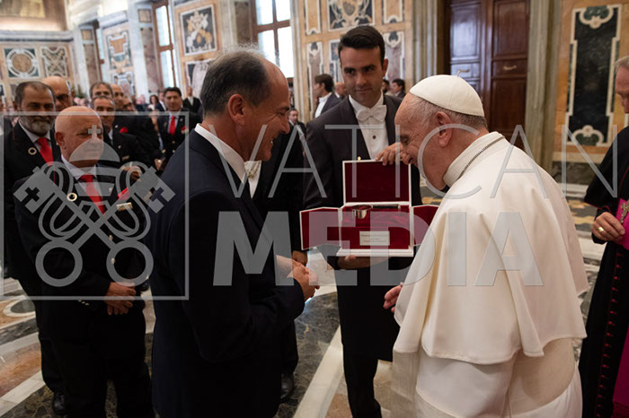 %_tempFileName00633_16092019%