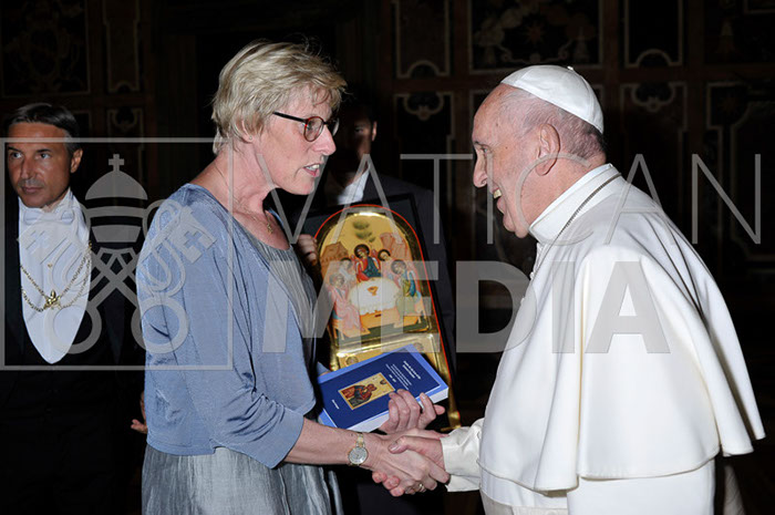 %_tempFileName00733_19092019%