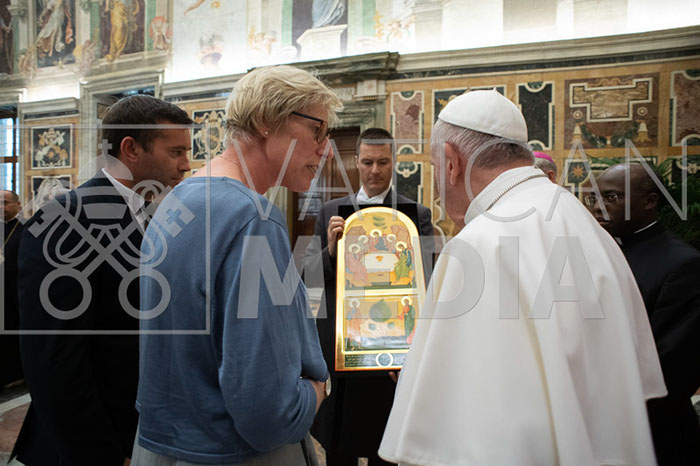 %_tempFileName00737_19092019%