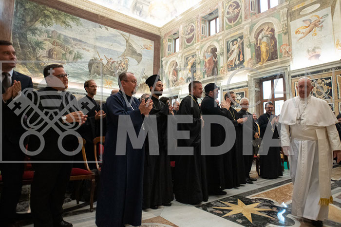 %_tempFileName01273_19092019%