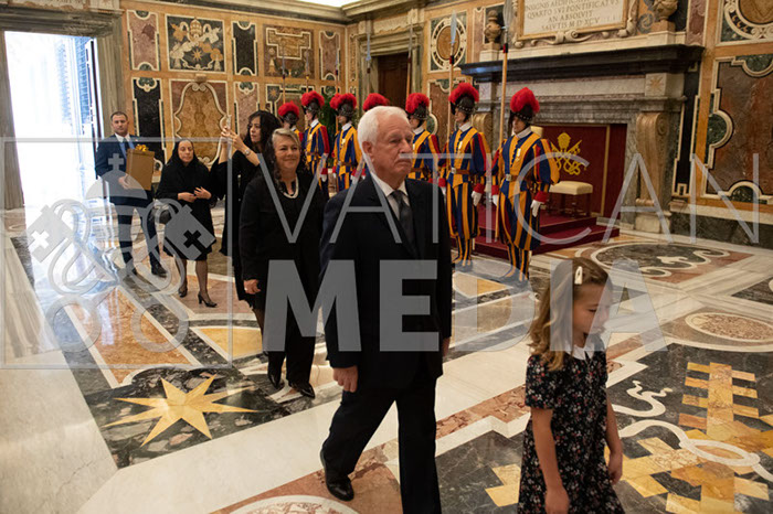 %_tempFileName02827_20092019%